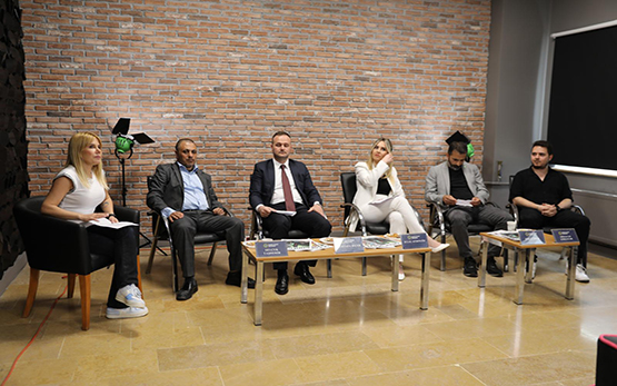 Geleceğin iletişimcileri sektör temsilcileriyle bir araya geldi